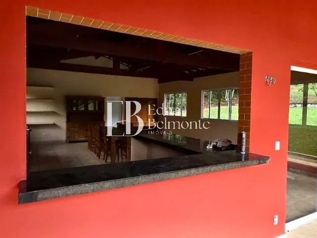 Imagem 3: Casa de Alto Padrão À Venda e Locação no Condomínio Vale da santa Fé - Vinhedo/Sp