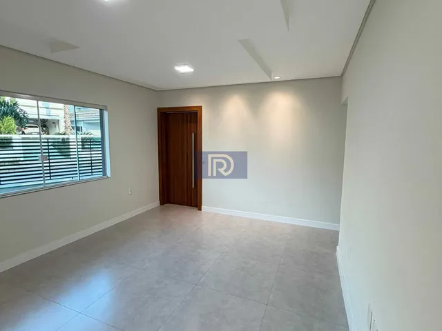 Imagem 10: Casa Alto Padrão com Piscina no Pedra Branca