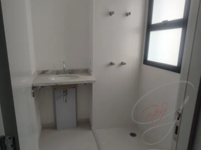 Imagem 13: Apartamento de Luxo na Vila São Francisco: 4 Quartos, 4 Suítes, 3 Salas, 4 Banheiros, 4 Vagas na Cidade de Osasco-Sp