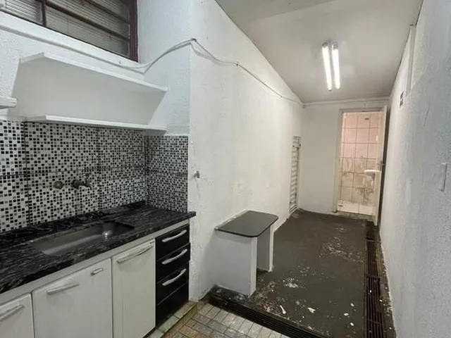Imagem 12: Salao Comercial para Locação na Av. Meira Junior, Preparado para Cozinha Industrial, Área 39 M2