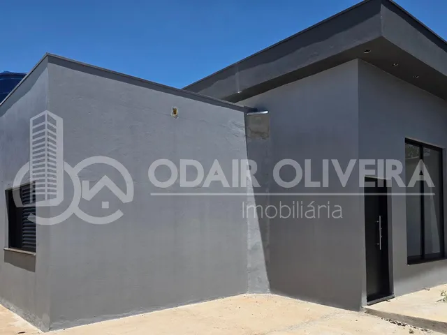 Imagem 3: Casa com Suíte À Venda no Nova Passos 1 em Passos-Mg