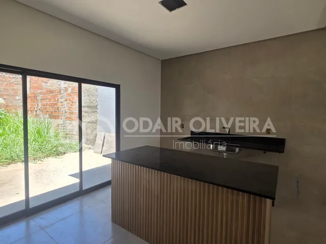 Imagem 8: Casa com Suíte À Venda no Nova Passos 1 em Passos-Mg