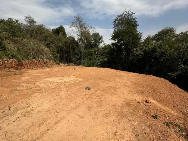 Imagem: Lote/Terreno À Venda, 3.000 M² por R$