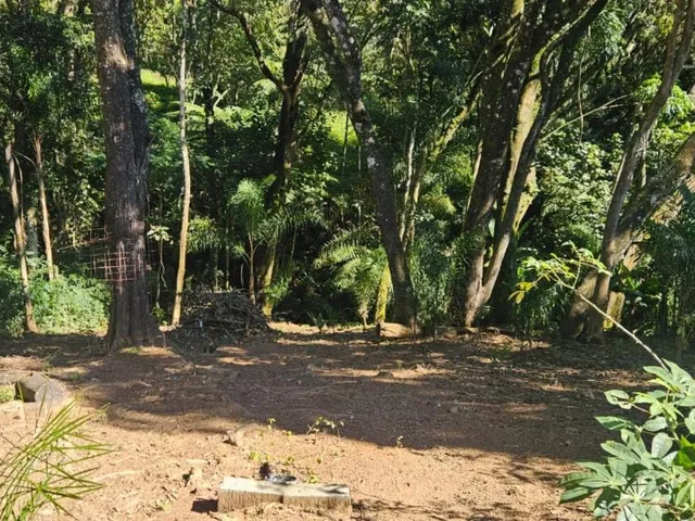 Imagem 15: Chácara com 3 Quartos e 4 Banheiros À Venda, 1.000 M² por R$ 990.000 Cód. Ch2775