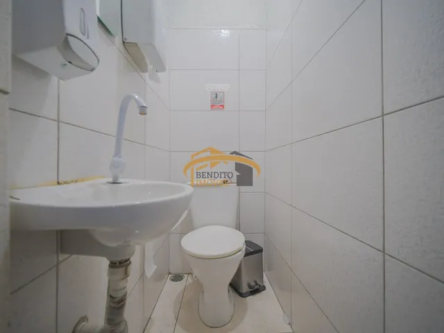 Imagem 6: Galpão Comercial de 452,70M² À Venda em Osasco-Sp, no Bairro Km 18 - Oportunidade Única!