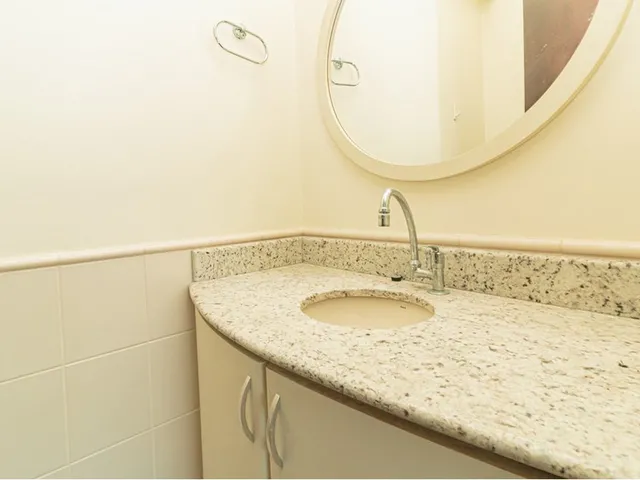 Imagem 9: Pi 165 Sala 14 Sala comercial com 1 banheiro