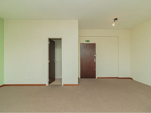 Imagem 12: Pi 165 Sala 14 Sala comercial com 1 banheiro