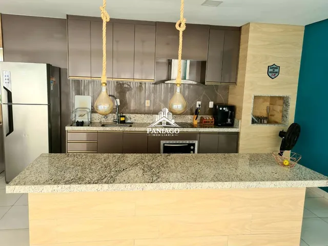 Imagem 13: Casa com 3 Quartos, Piscina e Energia Solar À Venda no Jardim Comodoro