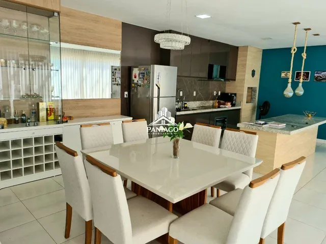 Imagem 10: Casa com 3 Quartos, Piscina e Energia Solar À Venda no Jardim Comodoro