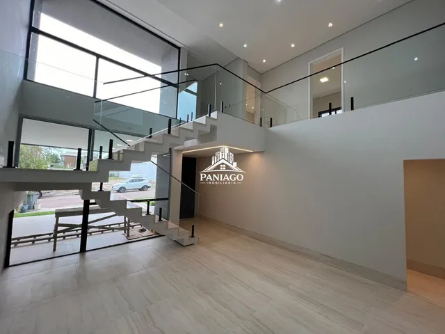 Imagem: Casa com 5 Quartos, 4 Suítes e Piscina