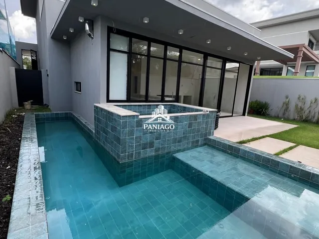 Imagem 5: Casa com 5 Quartos, 4 Suítes e Piscina À Venda no Villa Jardim