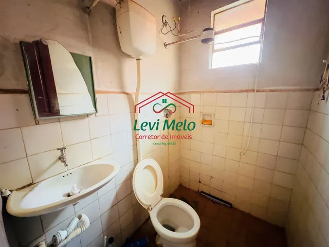 Imagem 3: Casa À Venda com Quintal no Sol Nascente