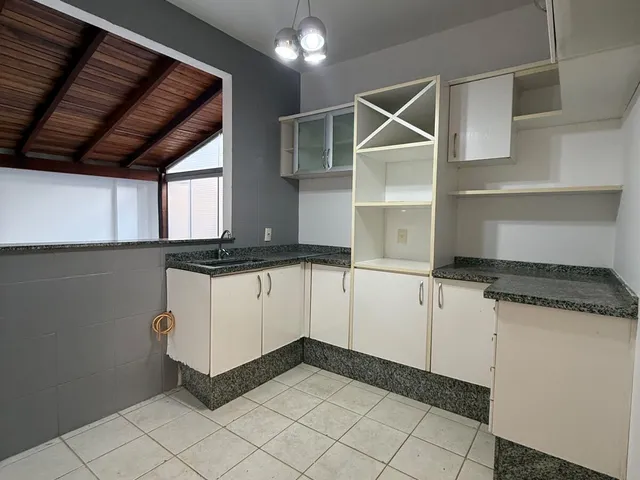 Imagem 14: Sobrado com 3 Quartos em Condomínio Fechado, Cuiabá-Mt