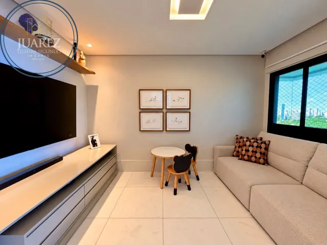 Imagem 8: Oportunidade no Residencial São Lázaro com 3 Suítes, Vista Panorâmica para o Mar e Finamente Decorado