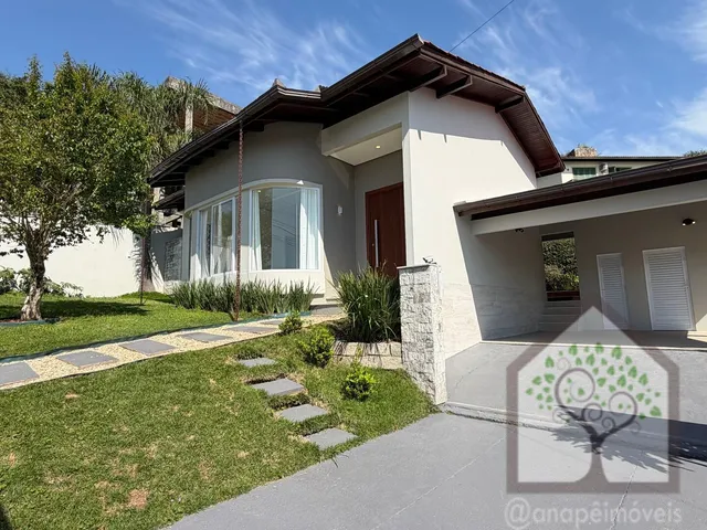 Imagem 12: Casa Reformada À Venda no Centro de Florianópolis