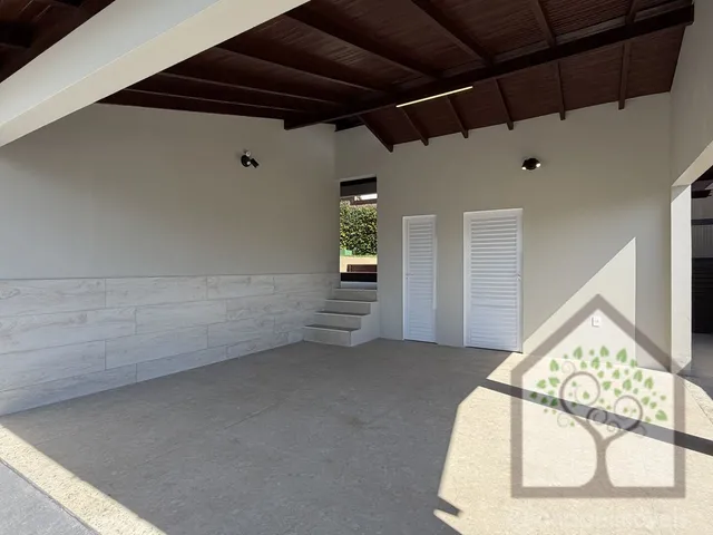 Imagem 4: Casa Reformada À Venda no Centro de Florianópolis