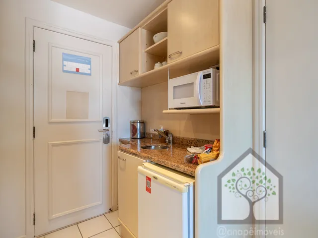Imagem 2: Studio À Venda em Jurerê, Pé na Areia, Mobiliado e com Vista Mar - Beach Village