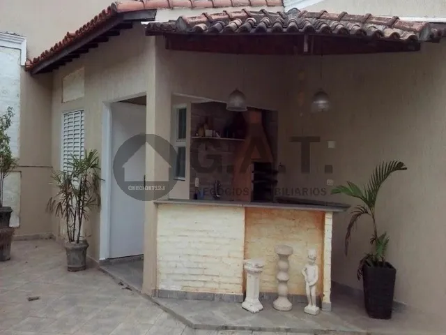 Imagem 5: Casa À Venda em Sorocaba-Sp, Vila Trujillo: 3 Quartos, 1 Suíte, 3 Salas, 2 Banheiros, 4 Vagas, 265M². Aproveite!