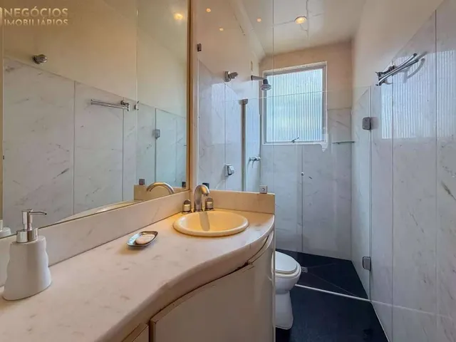 Imagem 16: Apartamento À Venda em Belo Horizonte, Santo Agostinho, com 4 Quartos, 165M²