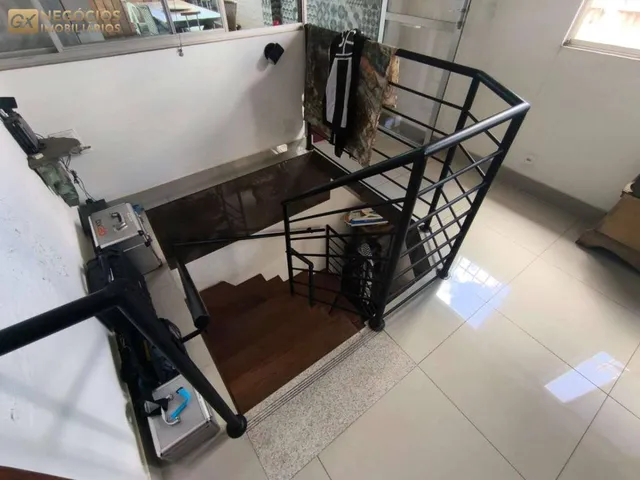 Imagem 2: Cobertura À Venda em Belo Horizonte, Santo Antônio, com 2 Quartos, 220M²