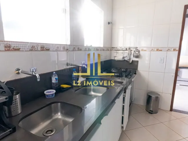 Imagem 5: Casa Térrea - 4 Suítes - 305M² - Piscina Privativa - 05 Vagas - Estrada do Coco