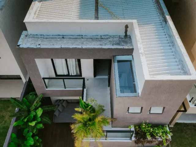 Imagem 2: Casa de Alto Padrão com 3 Suítes À Venda em Abrantes