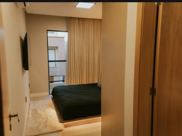 Imagem 6: Casa de Alto Padrão com 3 Suítes À Venda em Abrantes