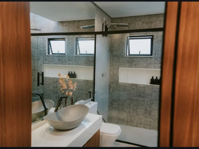 Imagem 11: Casa de Alto Padrão com 3 Suítes À Venda em Abrantes