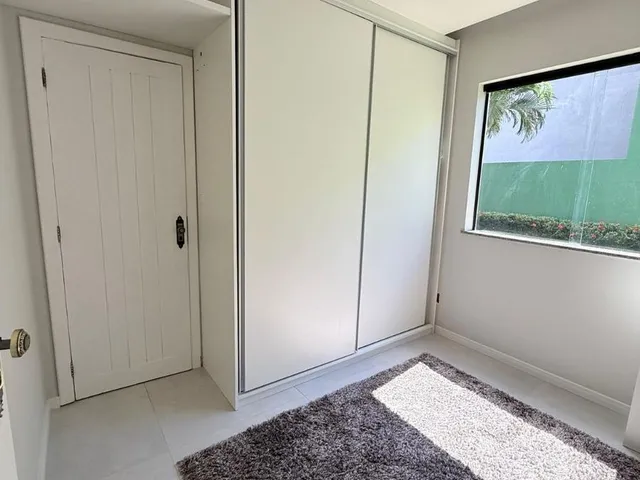 Imagem 6: Porteira Fechada, 4 Quartos, Piscina Privativa e Energia Solar