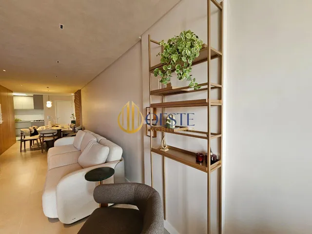 Imagem 10: Apartamento À Venda com 1 Suíte, 2 Quartos e 2 Vagas de Garagem