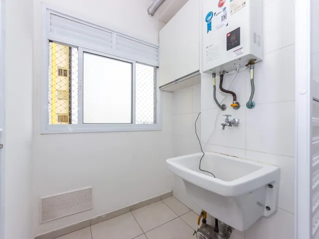 Imagem 12: Apartamento para Venda em santa Maria com 3 Quartos, Sendo 1 Suíte, 65M²