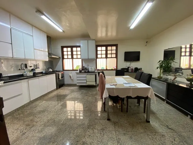 Imagem 4: Casas - 4 Dormitórios - Belvedere