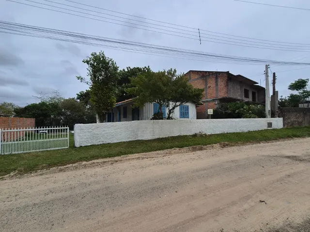 Imagem 2: Venda - Casas - 2 Dormitórios - - Laguna - Sc