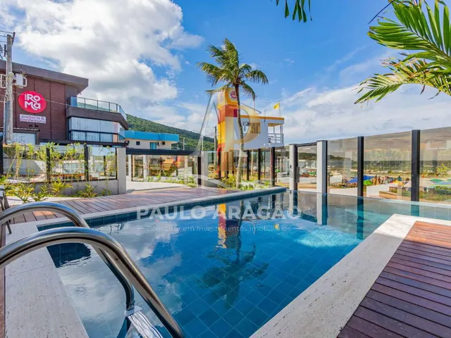 Imagem 16: Casa Pé na Areia À Venda em Bombinhas, Bombas, com 4 Quartos, 180M²