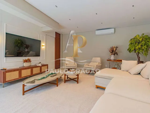 Imagem 3: Casa Pé na Areia À Venda em Bombinhas, Bombas, com 4 Quartos, 180M²