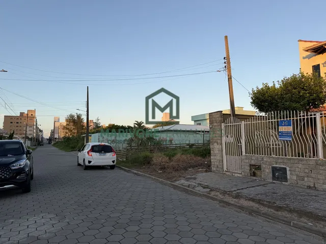 Imagem 16: Casa com Quintal e Churrasqueira no Mar Grosso