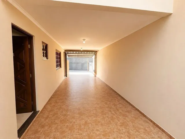 Imagem 5: Sofisticação, Espaço e Localização Privilegiada no Centro de Campo Largo