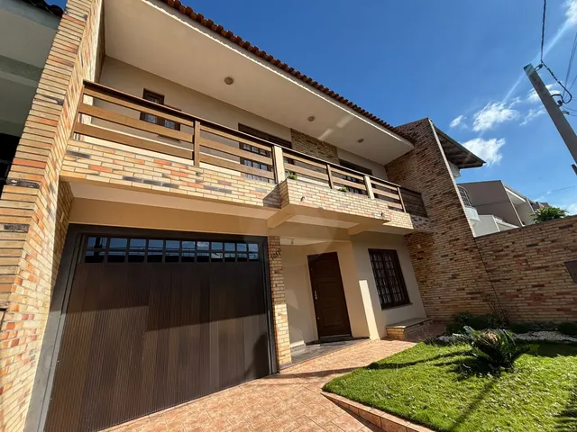 Imagem 4: Sofisticação, Espaço e Localização Privilegiada no Centro de Campo Largo