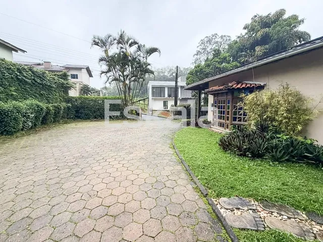 Imagem 9: Casa Semimobiliada com 937M² de Terreno