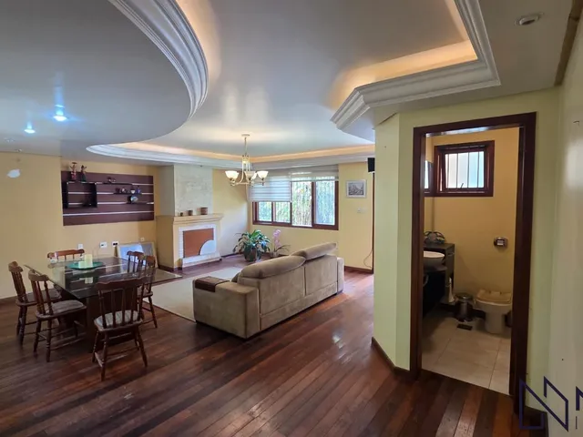 Imagem: Casa 4 Dormitórios com Suíte, Closet e