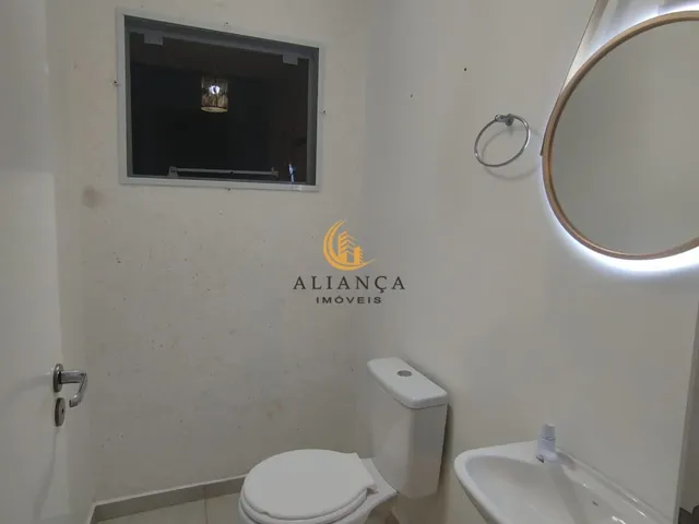Imagem 9: Sobrado com 2 Dormitórios e Quintal em Potecas