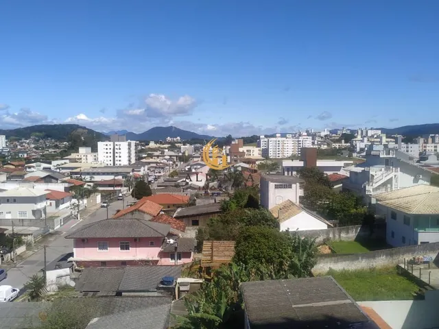 Imagem 7: Apartamento com Sacada e Churrasqueira em Areias