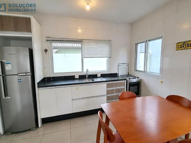 Imagem 15: Alugo Casa Nova Semimobiliada, com 2 Quartos, Quintal, 110M², a 5 Minutos a Pé da Praia do Campeche