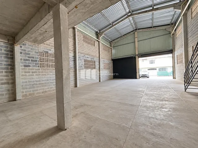 Imagem: Galpão Comercial - 260 M² de Galpão