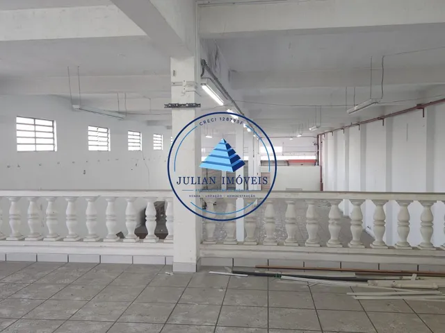 Imagem 13: Galpão para Aluguel em Vila Romanópolis, Ferraz de Vasconcelos, São Paulo - Amplo Espaço com 9 Banheiros