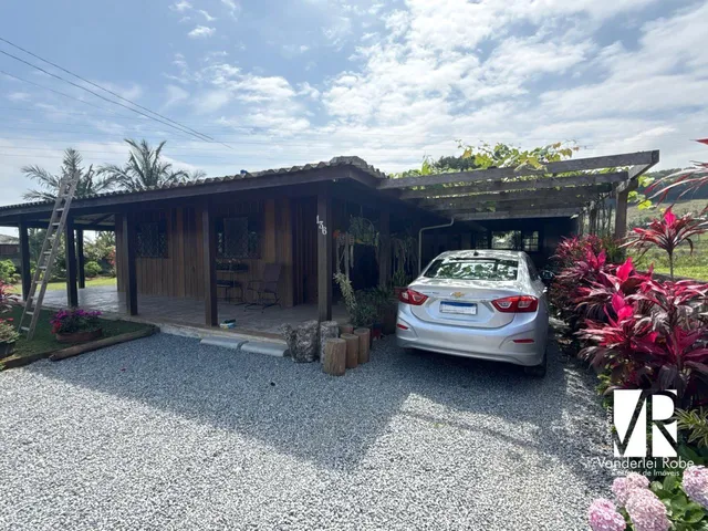 Imagem 8: Chácara com Casa Rústica e Área Gourmet em Camboriú, santa Catarina - 750M²