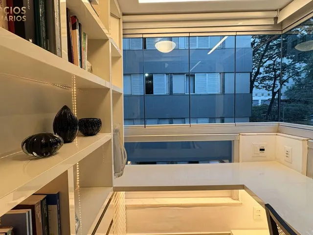 Imagem 16: Apartamento À Venda em Belo Horizonte, Savassi, com 2 Quartos, 181M²