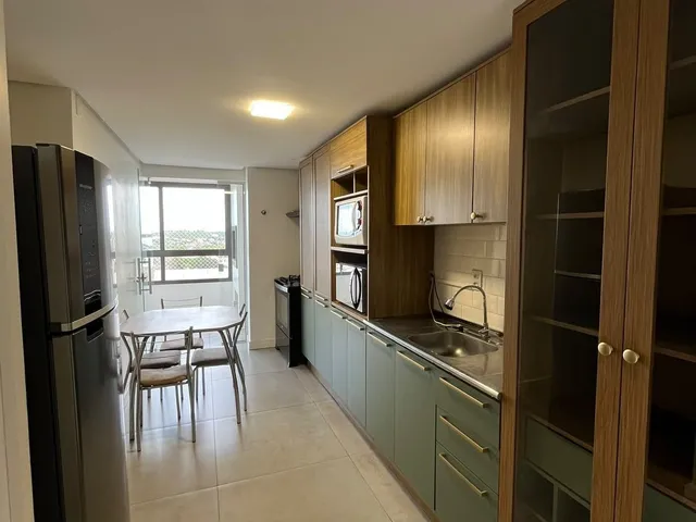 Imagem 9: Apartamento Mobiliado com 3 Dormitórios e 2 Vagas no Centro