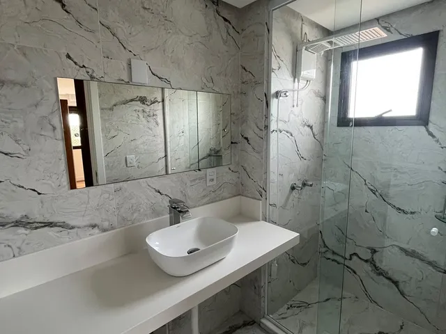 Imagem 3: Apartamento Mobiliado com 3 Dormitórios e 2 Vagas no Centro