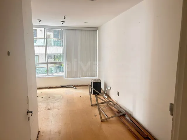 Imagem 3: Sala Comercial 47M² no Trade Center Icaraí - Excelente para Investidores!